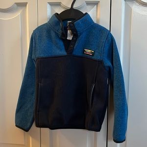 Kids quarter button pullover.